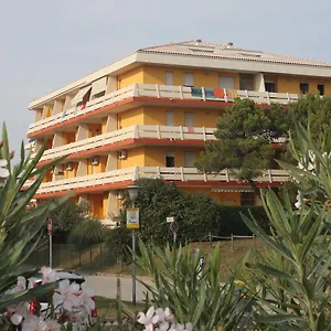 Carina Apartment